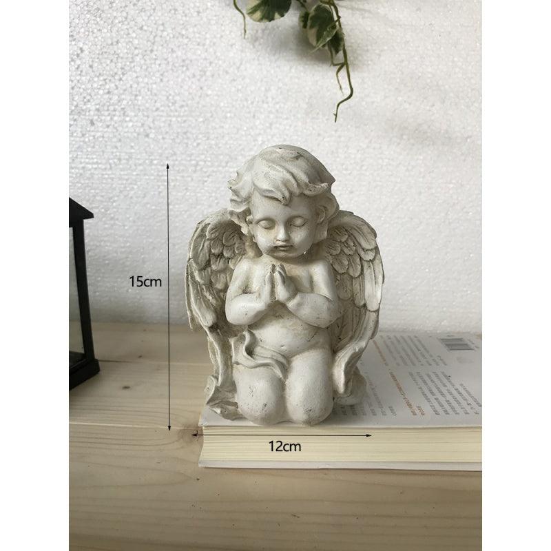 Retro old style girl sculpture small plaster statue - Pacisia