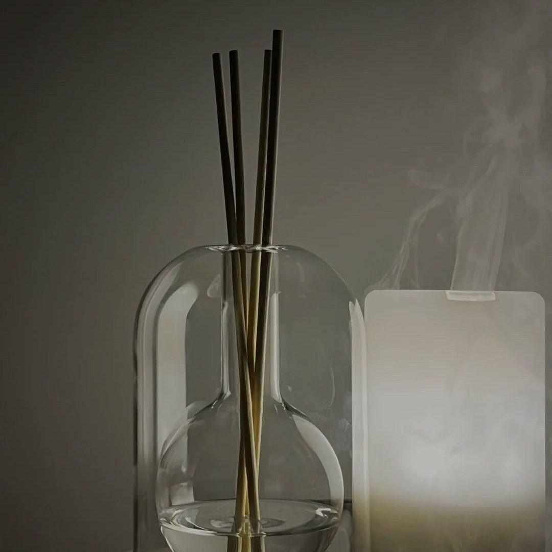 Scented Glass Bottle Simple Unprinted Vase - Pacisia