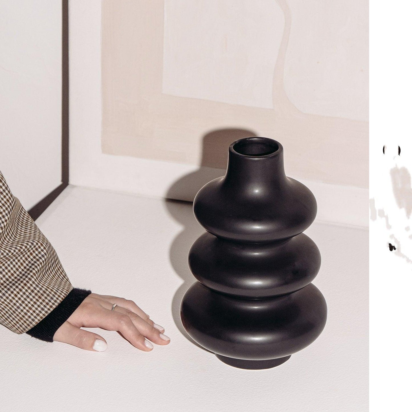 Shaped Circle Ceramic Vase Cute Ins - Pacisia