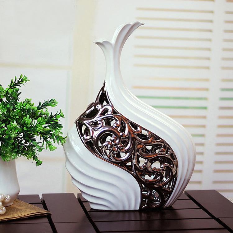 Silver-plated White Hollow Vase - Pacisia