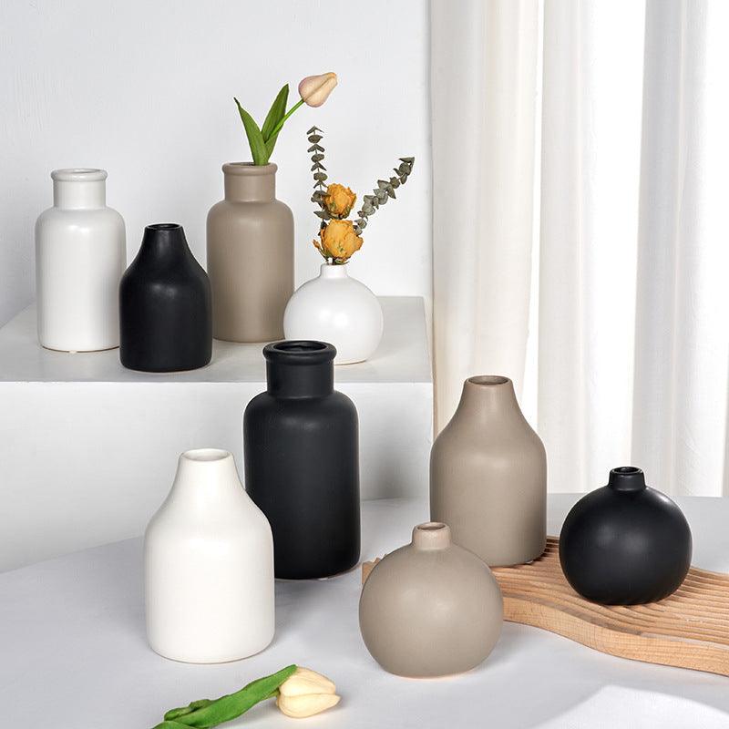 Simple Black And White Ceramic Vase For Home Decoration - Pacisia