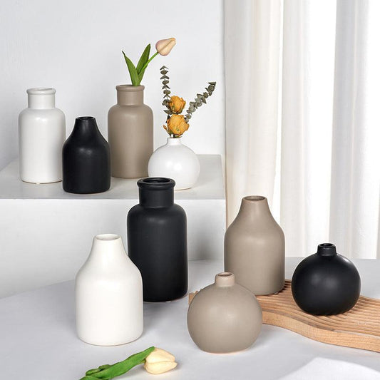 Simple Black And White Ceramic Vase For Home Decoration - Pacisia