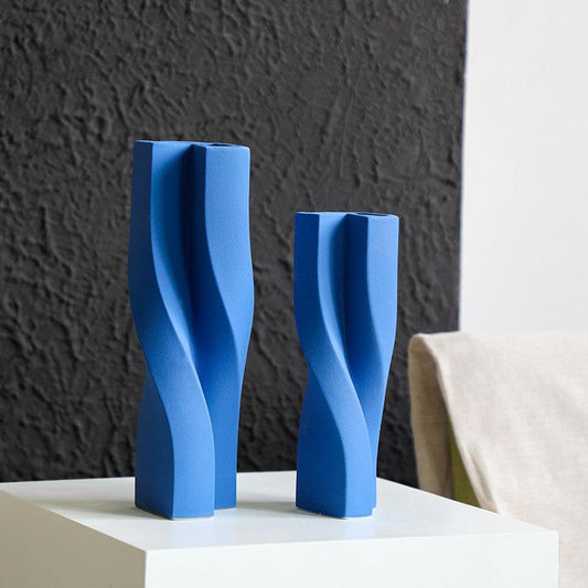 Simple Ceramic Vase With Dried Flowers Ornaments - Pacisia