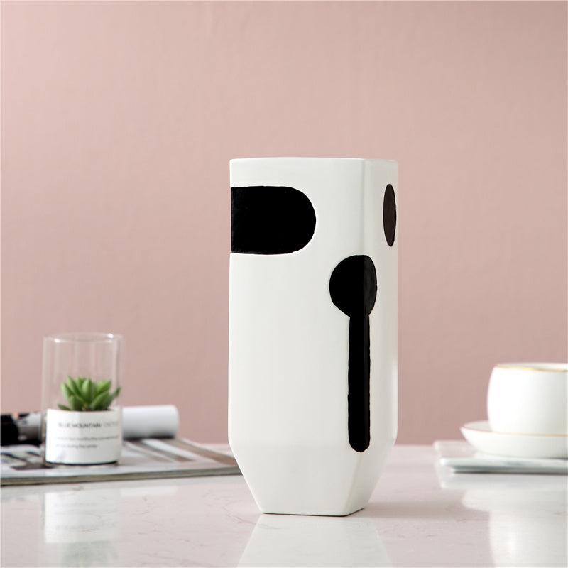 Simple Modern Creative Black And White Ceramic Italian Vase - Pacisia
