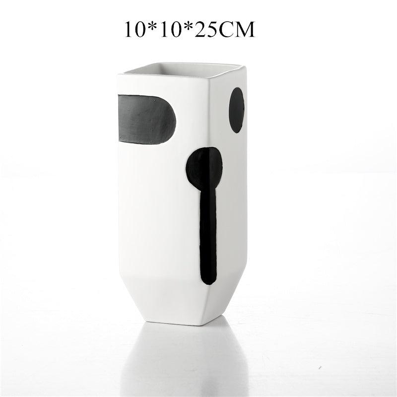 Simple Modern Creative Black And White Ceramic Italian Vase - Pacisia