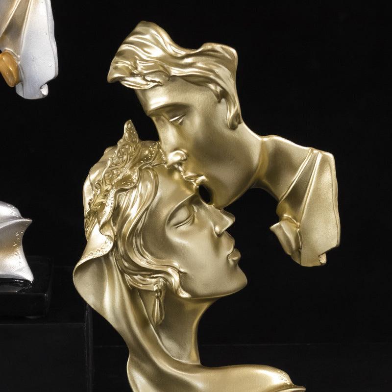 Statue of lovers - Pacisia