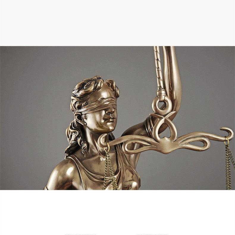 Statue of the goddess of justice - Pacisia