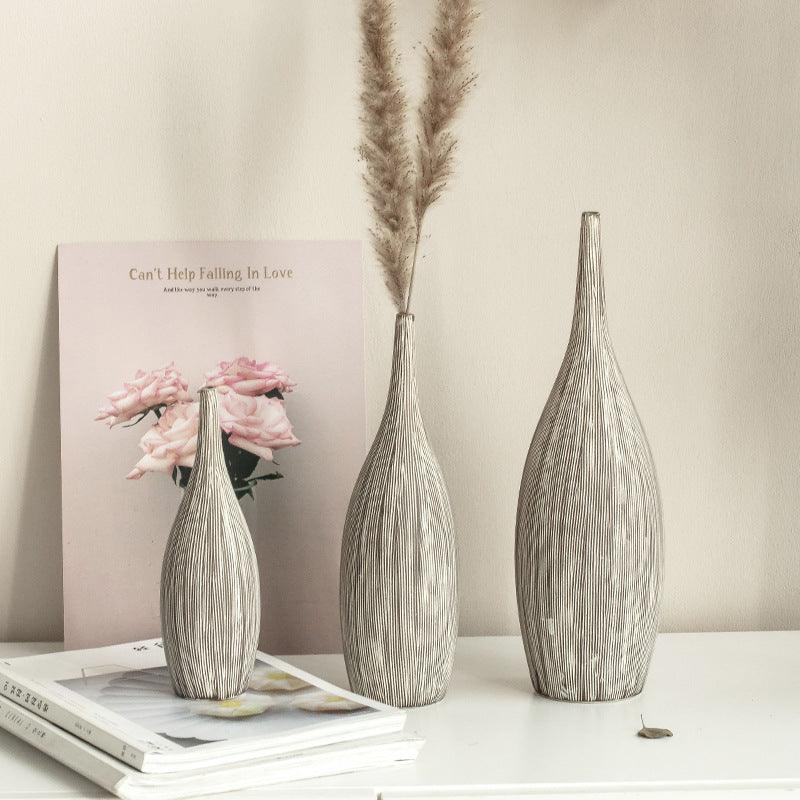 Three-line Thin Mouth Vase Decoration - Pacisia