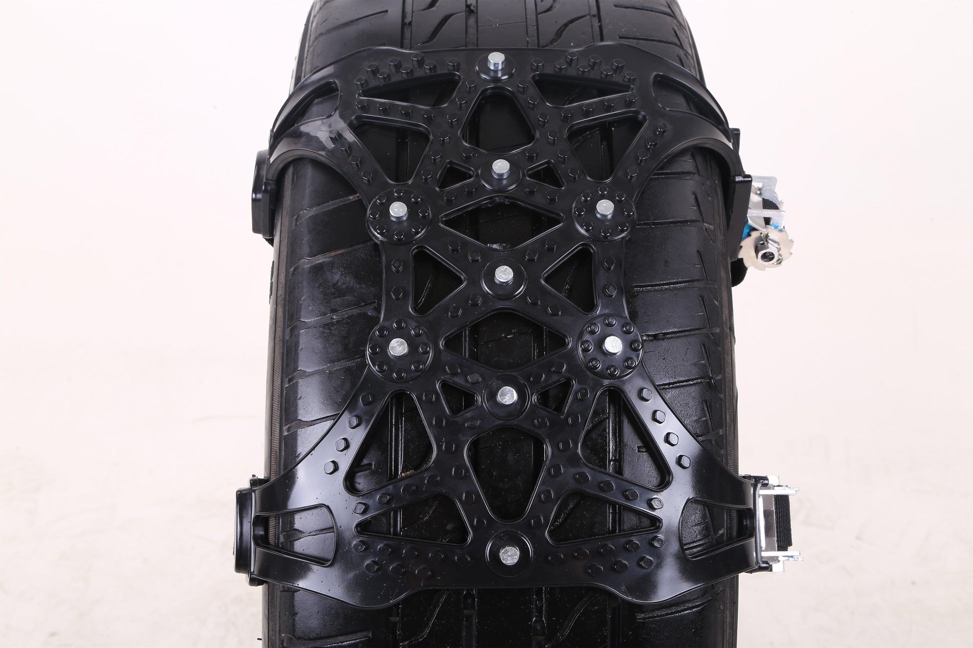 Universal type vase type upgrade snow chain - Pacisia