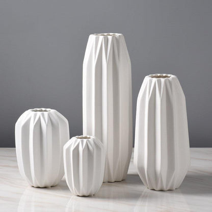 White Ceramic Vase Decoration Fashion - Pacisia