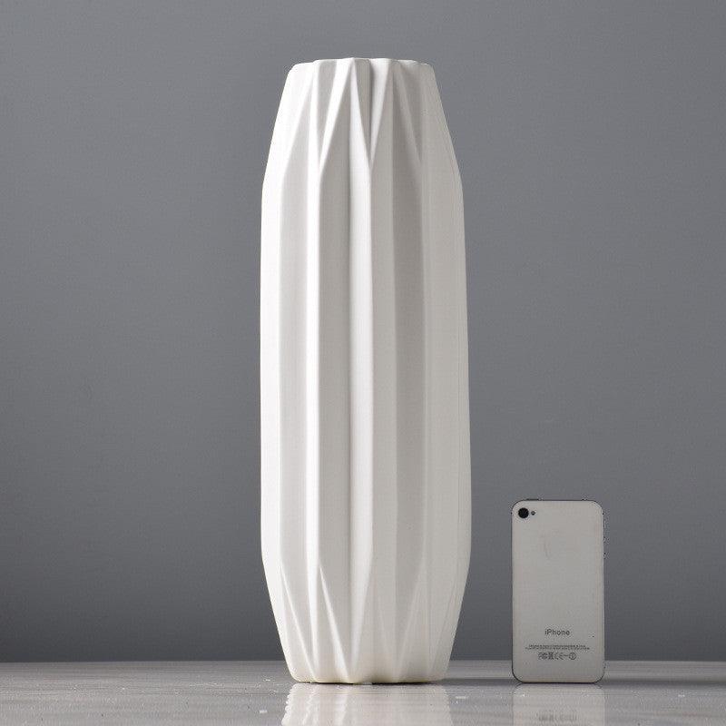 White Ceramic Vase Decoration Fashion - Pacisia