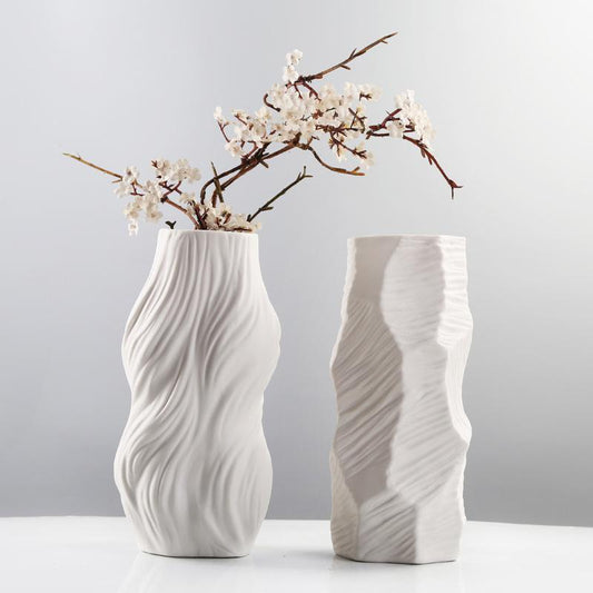White Ceramic Vase Ornament Flower Arrangement - Pacisia