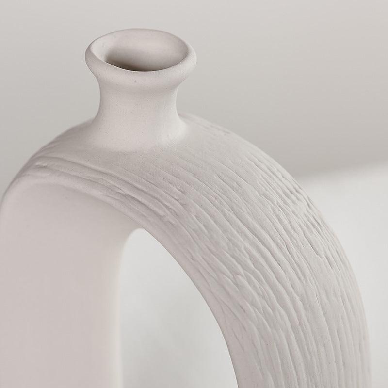 White ceramic vase - Pacisia